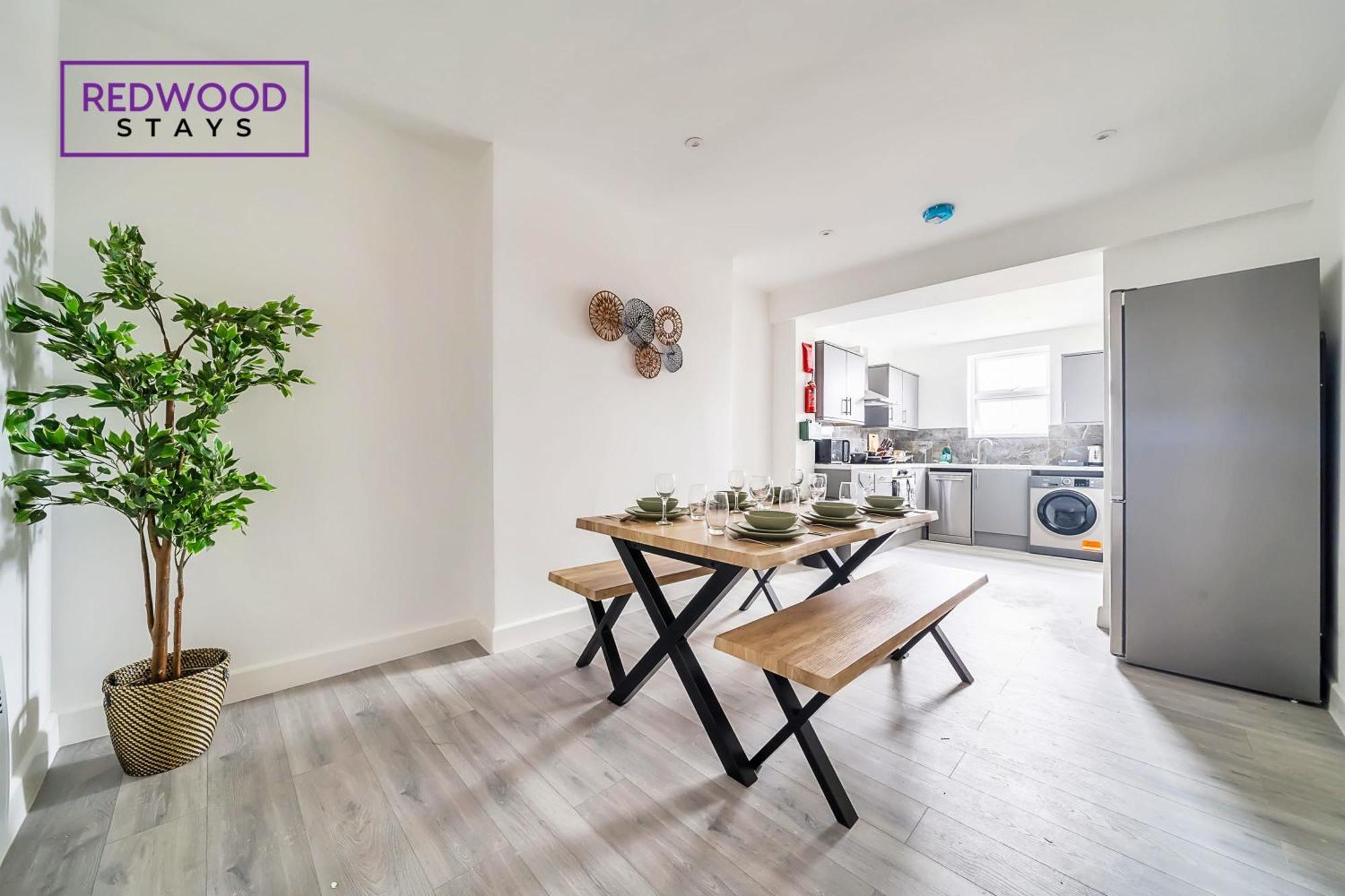Brand New, 2 Bed 1 Bath, Modern Town Center Apartment, Free Wifi & Netflix By Redwood Stays Aldershot Esterno foto