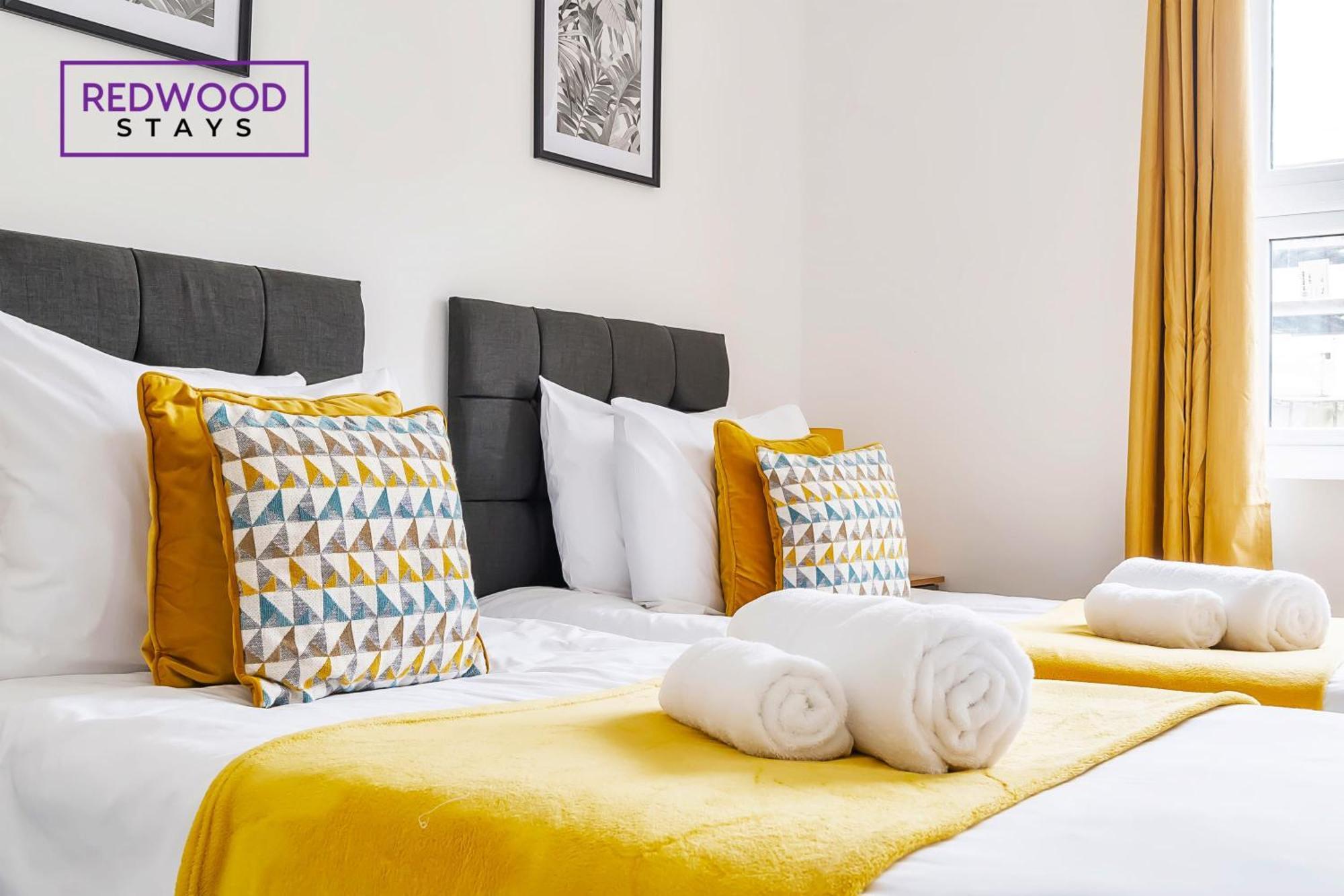 Brand New, 2 Bed 1 Bath, Modern Town Center Apartment, Free Wifi & Netflix By Redwood Stays Aldershot Esterno foto